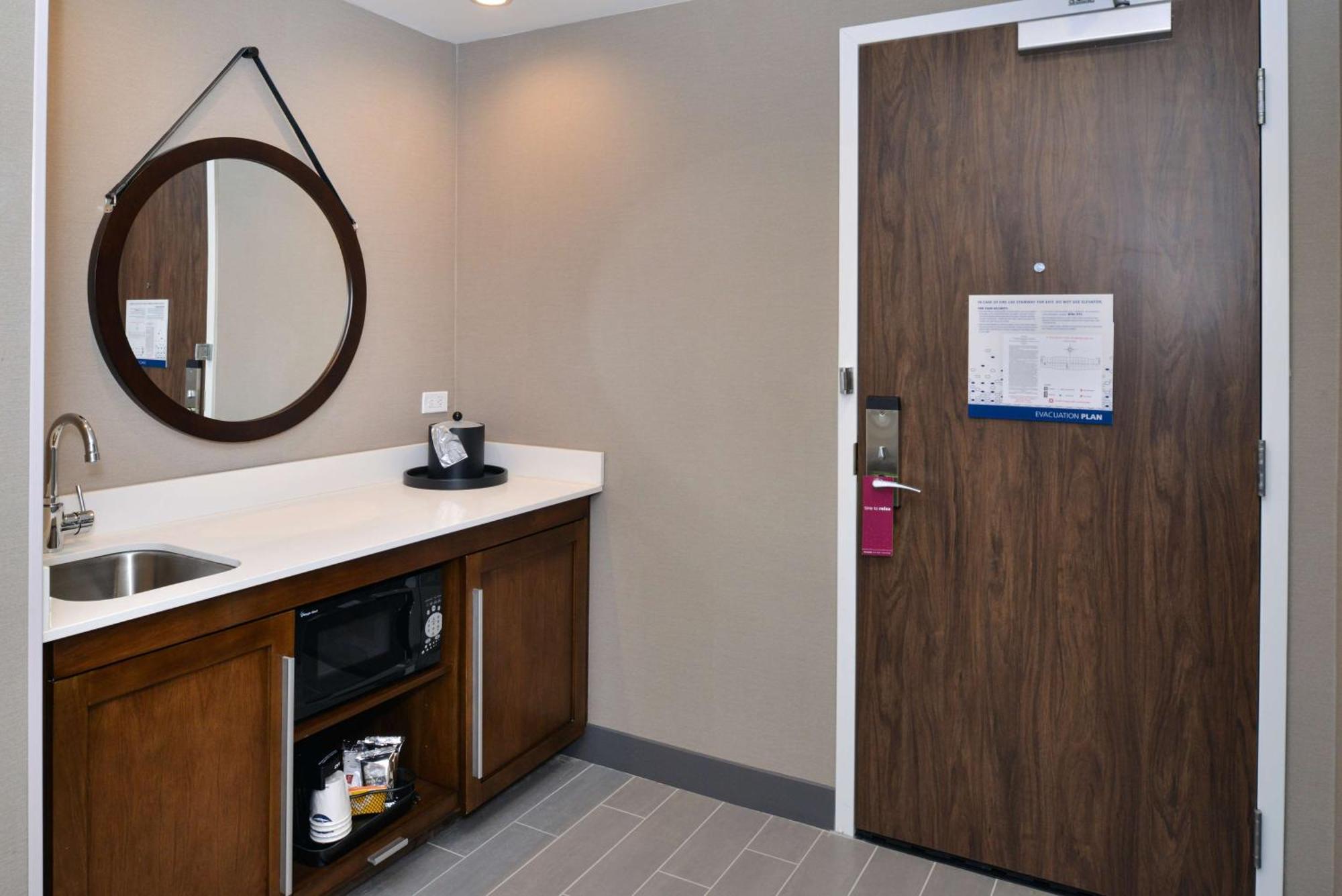 Hampton Inn & Suites Adrian, Mi Eksteriør bilde