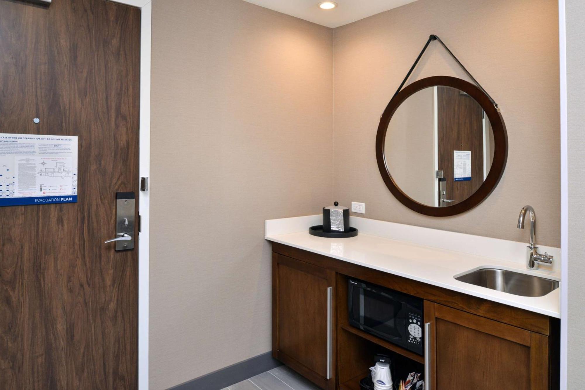 Hampton Inn & Suites Adrian, Mi Eksteriør bilde