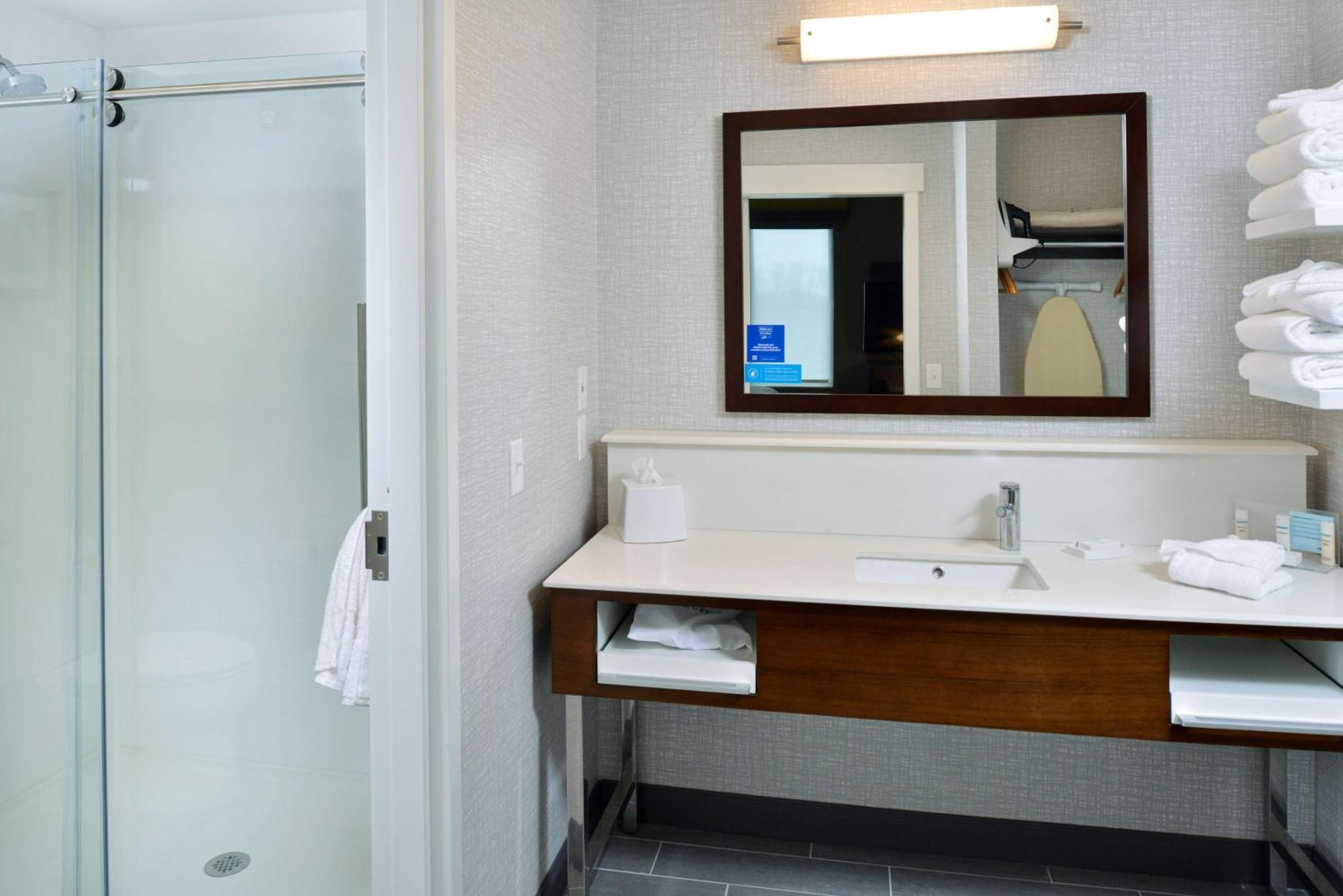 Hampton Inn & Suites Adrian, Mi Eksteriør bilde